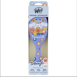Wet Brush Cinnamoroll  Original Detangler with Cinnamoroll